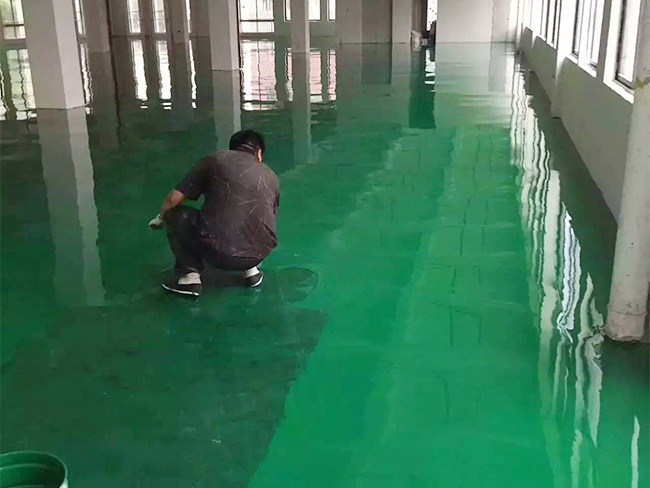 环氧自流平面漆施工